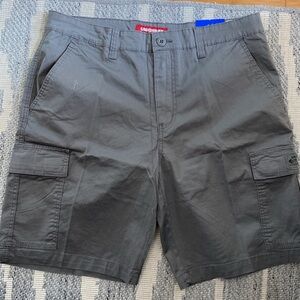 Unionbay Men's Cargo Relaxed Stretch Fit Lightweight Shorts Size 36 NEW with tag